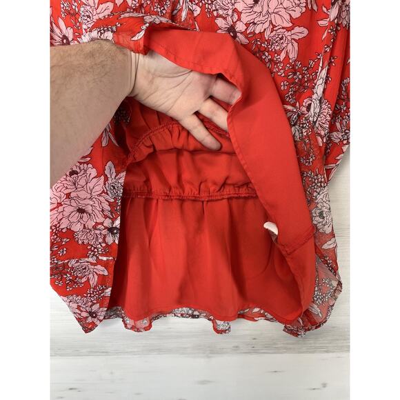 Vince Camuto Blouse Womens 1X Red Floral Wrap Tie Waist Sleeveless Top - Picture 4 of 9